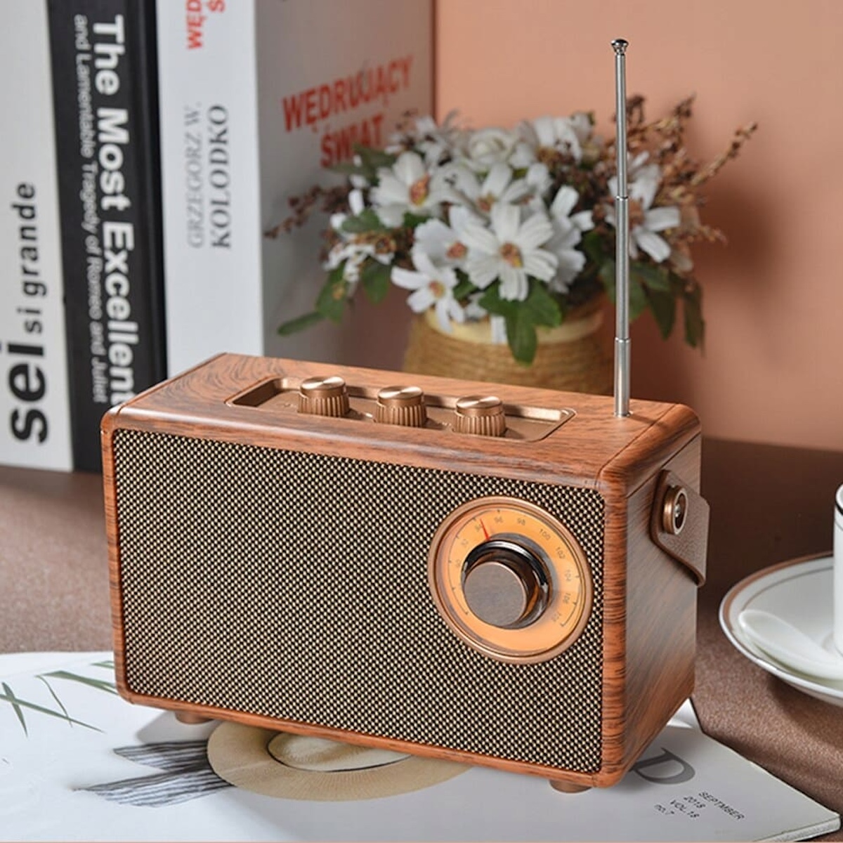 Radio atskaņotājs retro dizaina vintage koka mini mazs